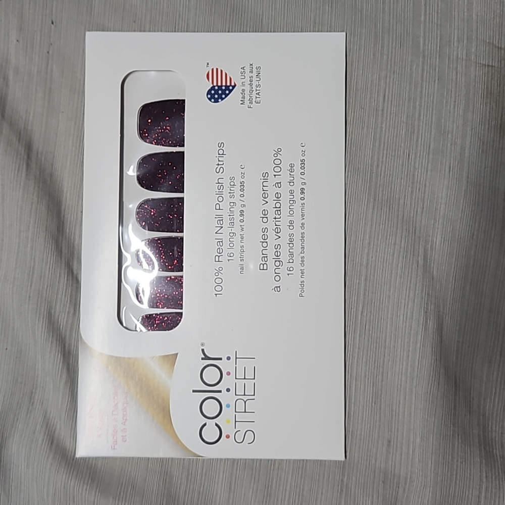 Color Street Nail Strips in 'Russian Around'